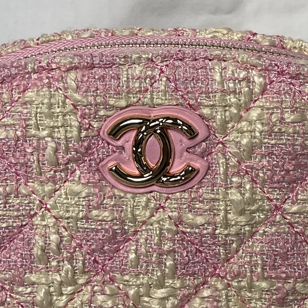NEW CC Pink Tweed Crossbody Bag - Picture 3 of 11